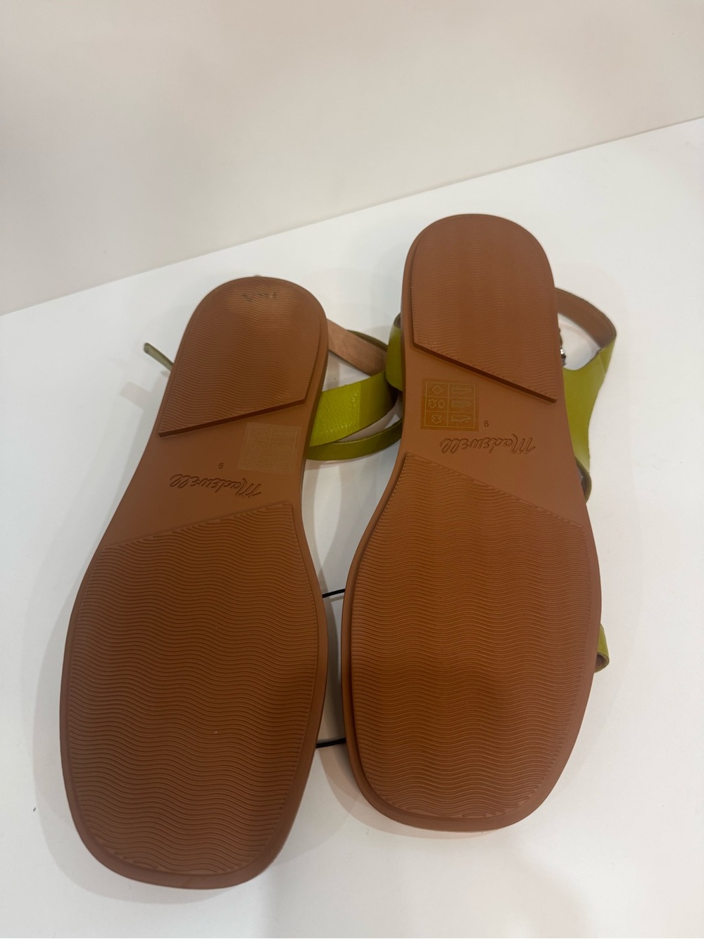 Madewell Olive Green Strappy Leather Flat Sandals brand new size 9 - Picture 4 of 8